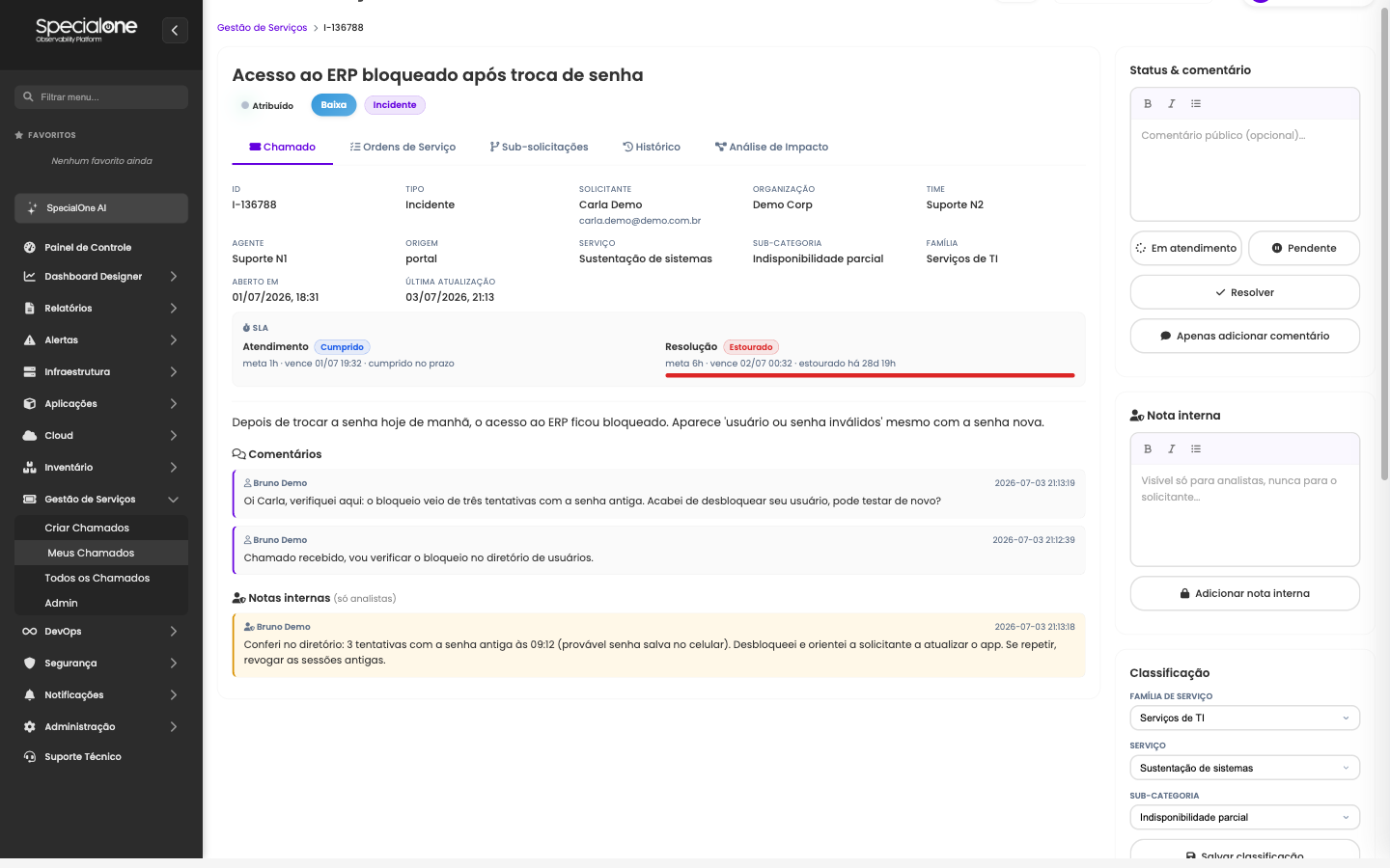 Comentários públicos e notas internas no chamado